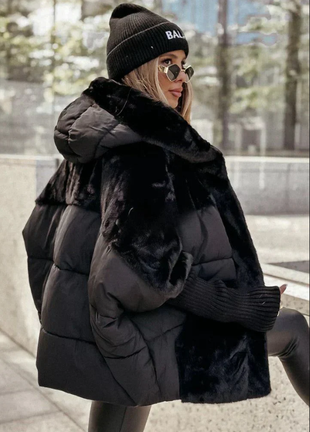 Pelliccia-Cappotto “Winter Luxe” con Cappuccio