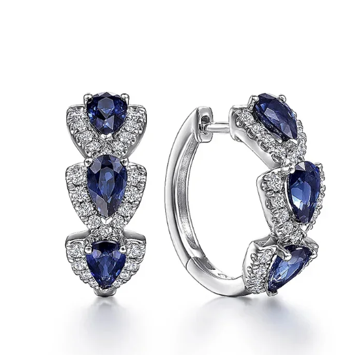 Orecchini con stemma reale in zaffiro