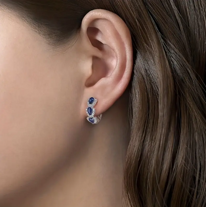 Orecchini con stemma reale in zaffiro